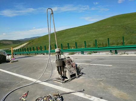 文昌公路地基基础注浆加固